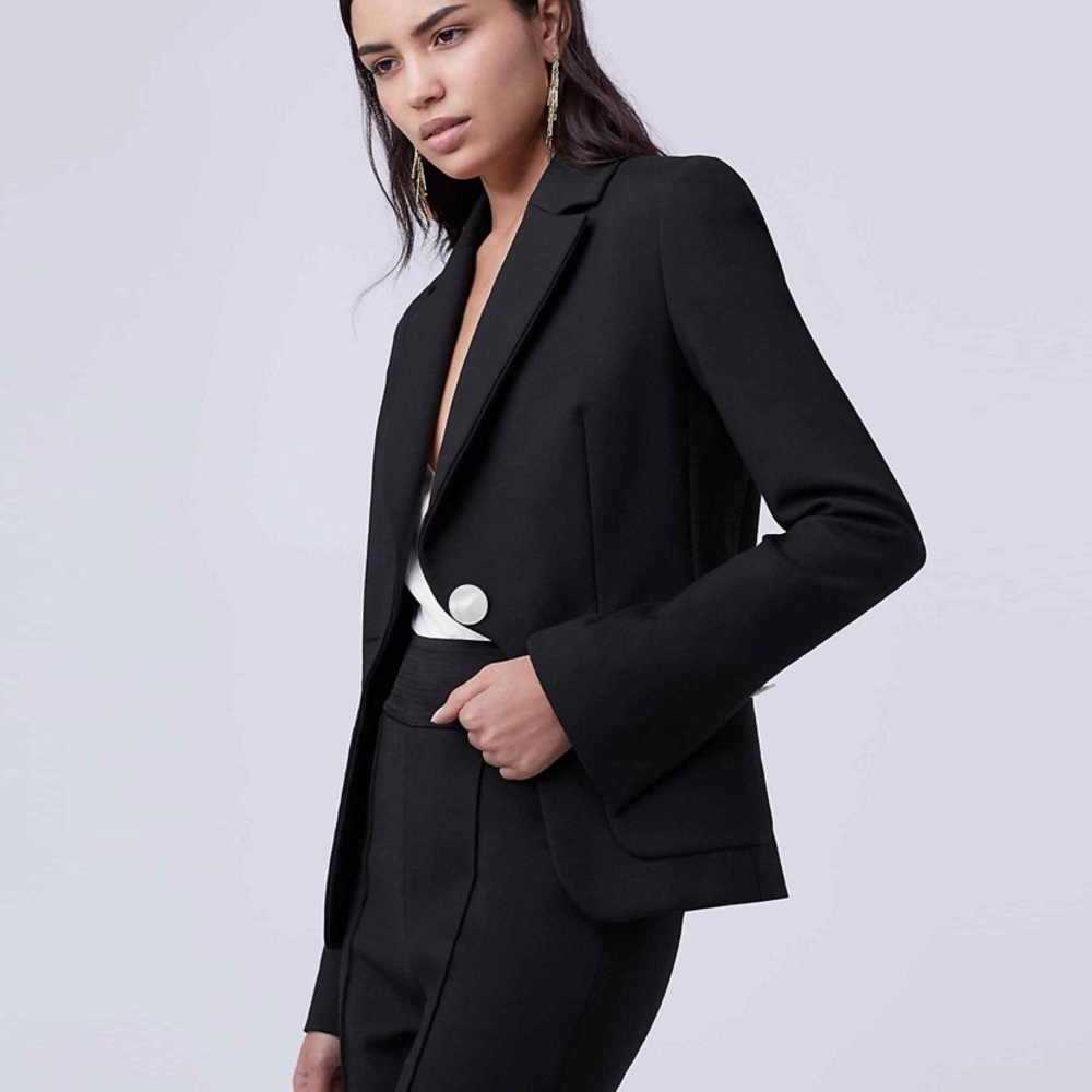DVF Blazer - Picture 3 of 6